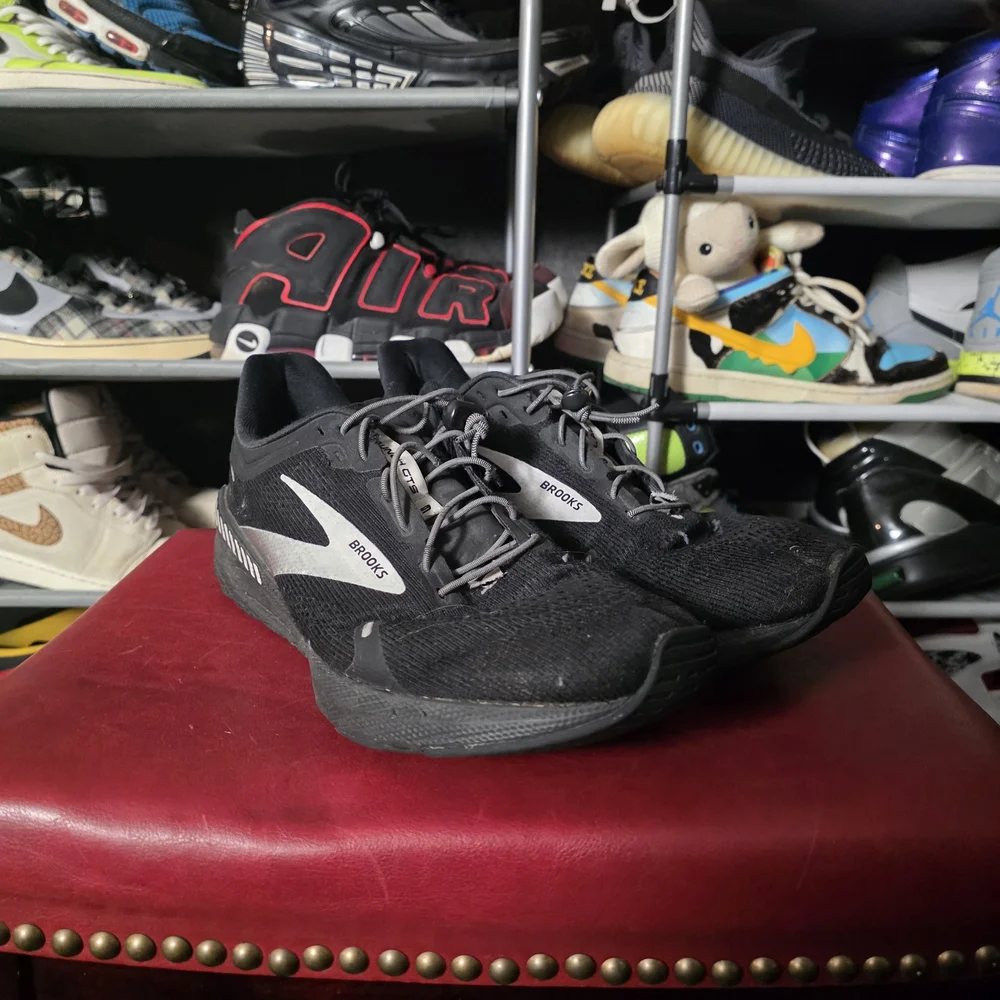 🔥 Brooks Black Running Shoes with Silver Logo Launch GTS 9 Size 13 Men's